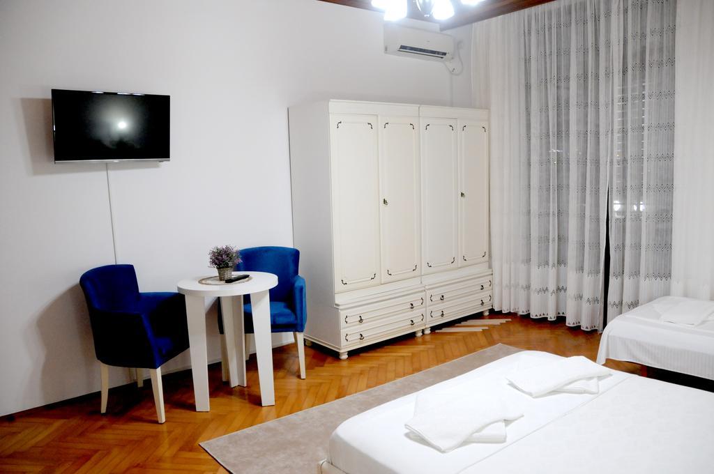 Guest House Smajlaga Ulcinj Exterior foto