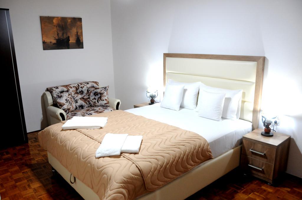 Guest House Smajlaga Ulcinj Exterior foto